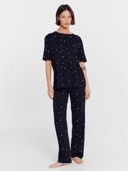 Пижама женская черная с принтом звезды звездная россыпь на черном 592559 - Mark formelle фото 2