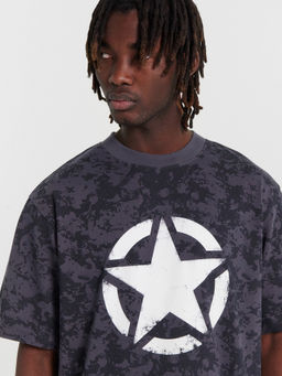 Футболка мужская серая в стиле милитари с принтом в виде звезды миллитари варка на стали1 111846 - Mark formelle фото 5