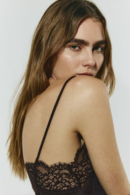 Top de tirantes con detalles de encaje - H&m фото 5