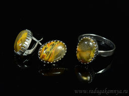 Кольцо Серьги с халцедоном имитация размер 18