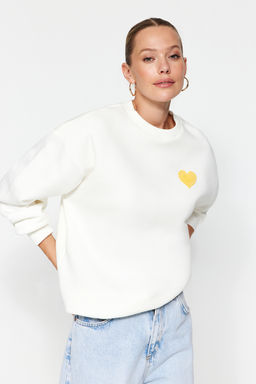 Ekru Kal?n Ici Polarl? Gogus ve S?rt Kabartma Bask?l? Oversize Orme Sweatshirt TWOAW24SW00226