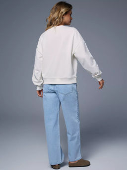 Свитшот оверсайз с принтом белый