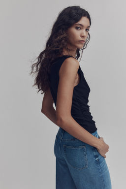 Top drapeado de punto - H&m фото 8
