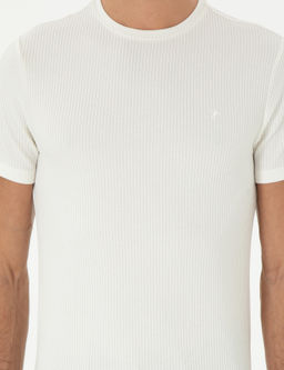 Белая стройная мата - Cacharel фото 6