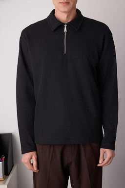 Siyah Oversize Polo Yaka Duz Polo Yaka T-shirt/Sweatshirt TMNAW26PO00000