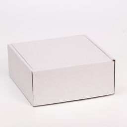 Цена за 10 шт. Коробка самосборная, белая, 18 х 18 х 8 см