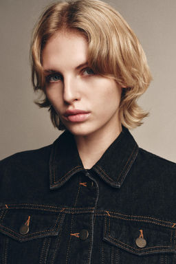 ZW COLLECTION FITTED DENIM JACKET - Zara фото 5