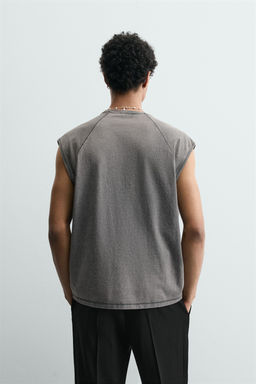 CAMISETA TANK LAVADA / Gris