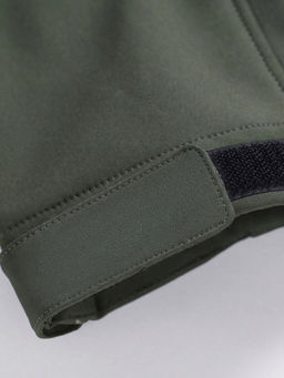 Ветровка мужская софтшелл виндстоппер с капюшоном спортивная цвета хаки 9617_1Kh