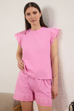 Trendyolmilla Pembe %100 Pamuklu Brodeli Sortlu Orme Pijama Tak?m? THMSS25PT00303