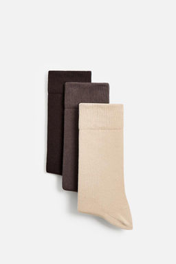 3-PACK OF CONTRAST SOCKS