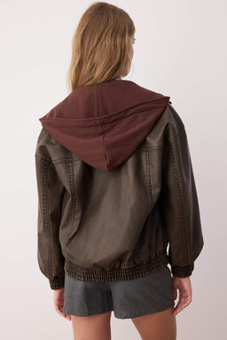 Kahverengi Oversize C?kar?labilir Kapusonlu Eskitme Efektli Suni Deri Bomber Mont TWOAW26MO00008 - Trendyolmilla фото 4