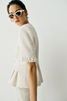 CHAQUETA PEPLUM VOLANTES MANGA CORTA / Crudo - Zara фото 4