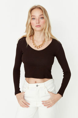 Trendyolmilla Kahverengi-Bej 2li Paket Crop Fitted/Vucuda Oturan V Yaka Fitilli Esnek Orme Bluz TWOAW22BZ0129