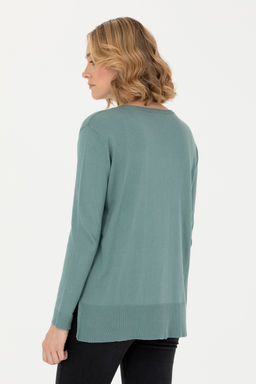 KadДn Mint V Yaka Basic Kazak