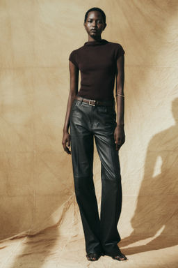 Top de punto fino con cuello perkins - H&m фото 3