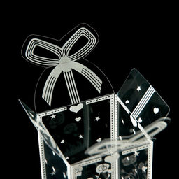 Цена за 5 шт. Складная прозрачная коробка из PVC, для упаковки подарков, Весеннее настроение, 6?6?10 см