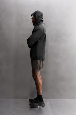 WINDBREAKER JACKET