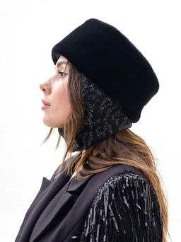 Т26-20 Таблетка кубанка черное золото с мехом "мутон"