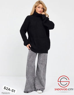 Свитер женский вязанный