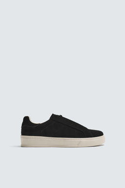 LEATHER SHOES