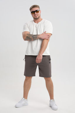 16 Шорты мужские