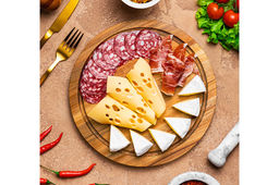 Доска для разделки и сервировки 25*25*1,5 см, круглая, дерево акации