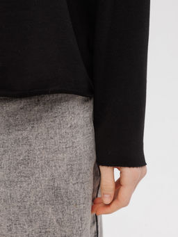 Женский лонгслив из футера 2-х нитки Lingeamo черный ВК-25 (35)  фото 3