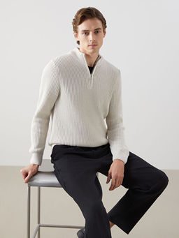 Dik Yaka Uzun Kollu Erkek Triko Kazak