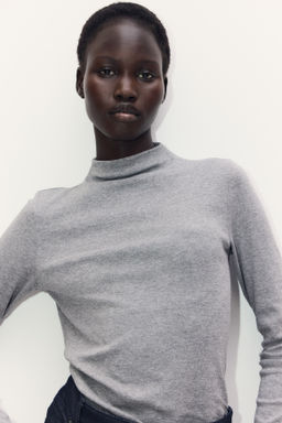 Top con cuello perkins - H&m фото 4