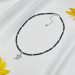 Колье из Шпинели с подвеской "Змея" 42 см +