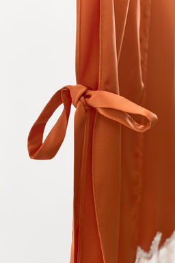 TOP SATINADO BORDADOS LAZADAS / Naranja - Zara фото 8