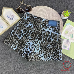 Шорты короткие леопард