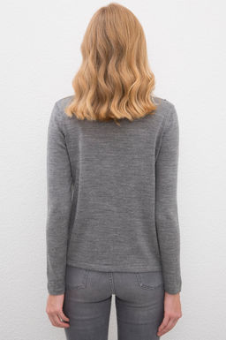 Kad_n Gri Melanj Kazak