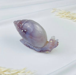 Улитка резная из Агата серого с жеодой