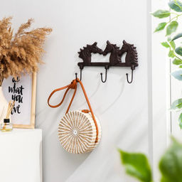 Крючки декоративные «Три коня», чугун, ключница настенная, 21×13×6.5 см