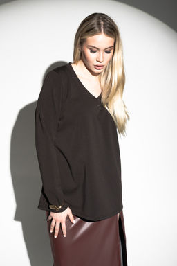 Лонгслив с V- образным вырезом