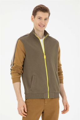 Мужской вязаный кардиган цвета хаки