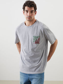 Bisiklet Yaka Bask?l? Penye Erkek Ti??rt