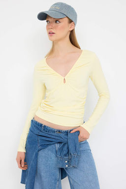 Teen Siyah Fitted/Vucuda Oturan V Yaka Orme Bluz TWOAW26BZ00175 - Trendyolmilla фото 10