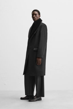 COAT WITH CONTRAST COLLAR - Zara фото 4