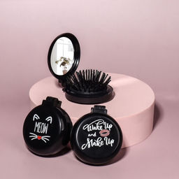 Цена за 2 шт. Расчёска массажная BLACK, складная, с зеркалом, d=6.5 см, МИКС