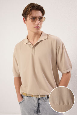 TRENDYOL MAN Lacivert Oversize/Genis Kesim Dokulu Polo Yaka T-shirt TMNSS25PO00003