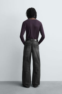 FLARE FIT JEANS