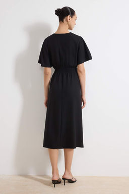 Siyah Baglama Detayl? A Kesim V Yaka Midi Dokuma Elbise TWOSS23EL01543