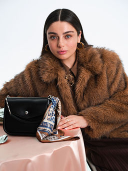 G?mlek Yaka Kad?n K?rk Mont