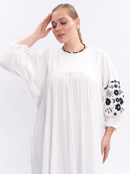 Платье А-силуэта с вышивкой PP29104WHT04 - Артесса фото 3