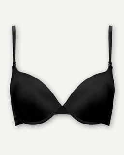 Черный бюстгальтер