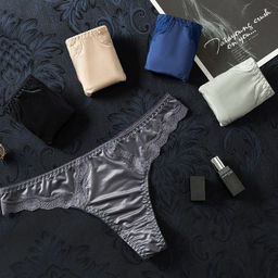 Трусики-стринги A33507240