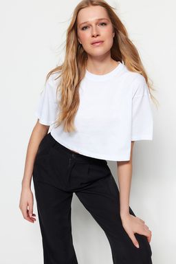 Beyaz %100 Kal?n Pamuklu Premium Crop Bisiklet Yaka Orme T-Shirt TWOSS23TS00038